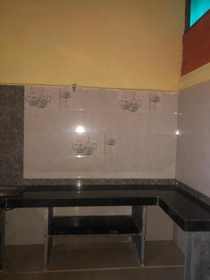 גוקרנה Surya Guest House מראה חיצוני תמונה